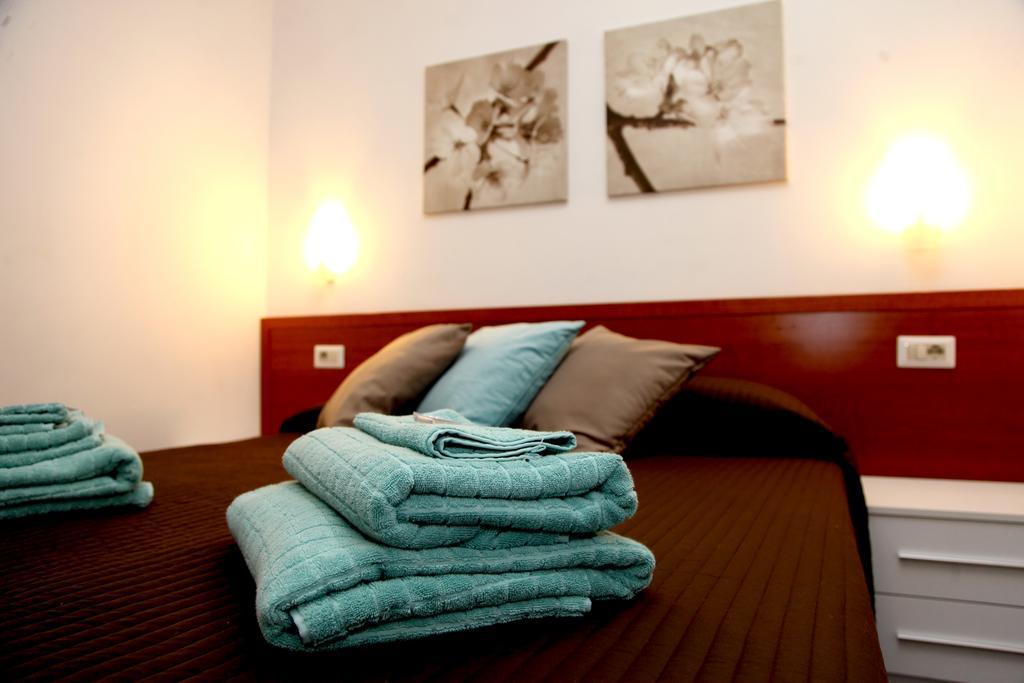 Roma Trastevere Relais Guest House Bilik gambar